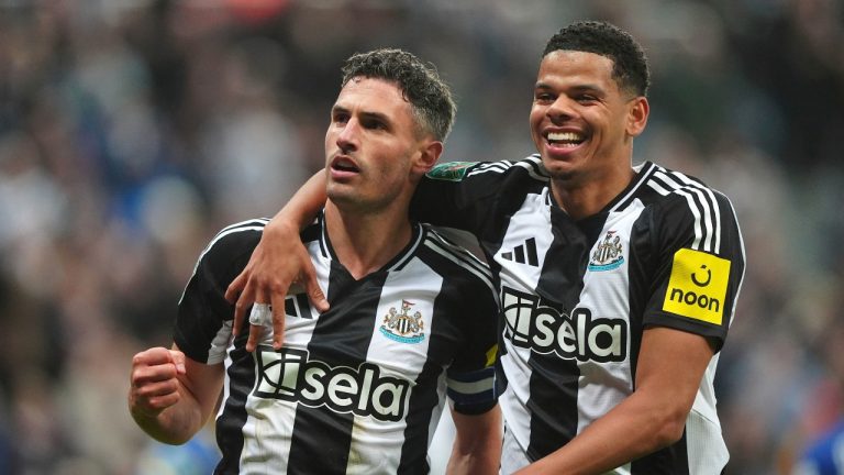 Newcastle United's Fabian Schar celebrates after scoring the opening goal during the English League Cup third round match at St James' Park, Newcastle, England, Tuesday, Oct. 1, 2024. (Owen Humphreys/PA via AP)