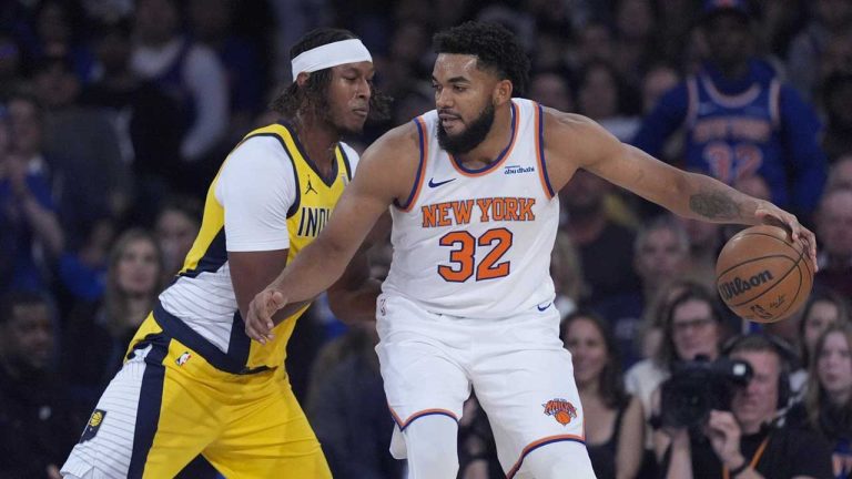 Indiana Pacers' Myles Turner, left, defends against New York Knicks' Karl-Anthony Towns (32) during the first half of an NBA basketball game Friday, Oct. 25, 2024, in New York. (Frank Franklin II/AP)
