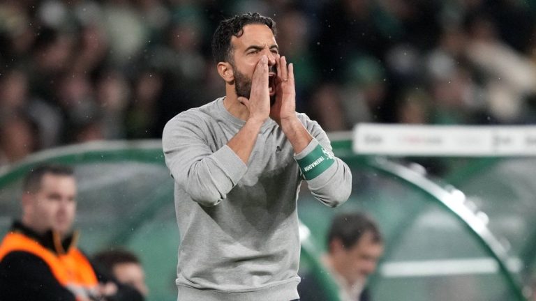 Sporting's head coach Ruben Amorim shouts instructions during a Portuguese league soccer match between Sporting CP and Estrela da Amadora at the Alvalade stadium in Lisbon, Friday, Nov. 1, 2024. (Armando Franca/AP Photo)
