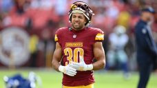 Austin Ekeler concussed late in Commanders’ loss, taken to hospital