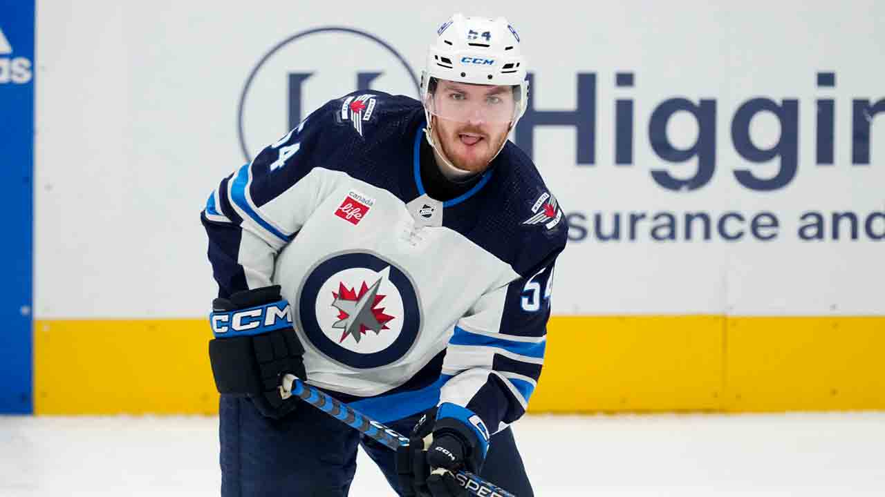 Jets’ Dylan Samberg out 6-8 weeks with broken wrist