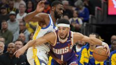 NBA Roundup: Warriors suffer 4th straight loss despite Curry’s return vs. Suns