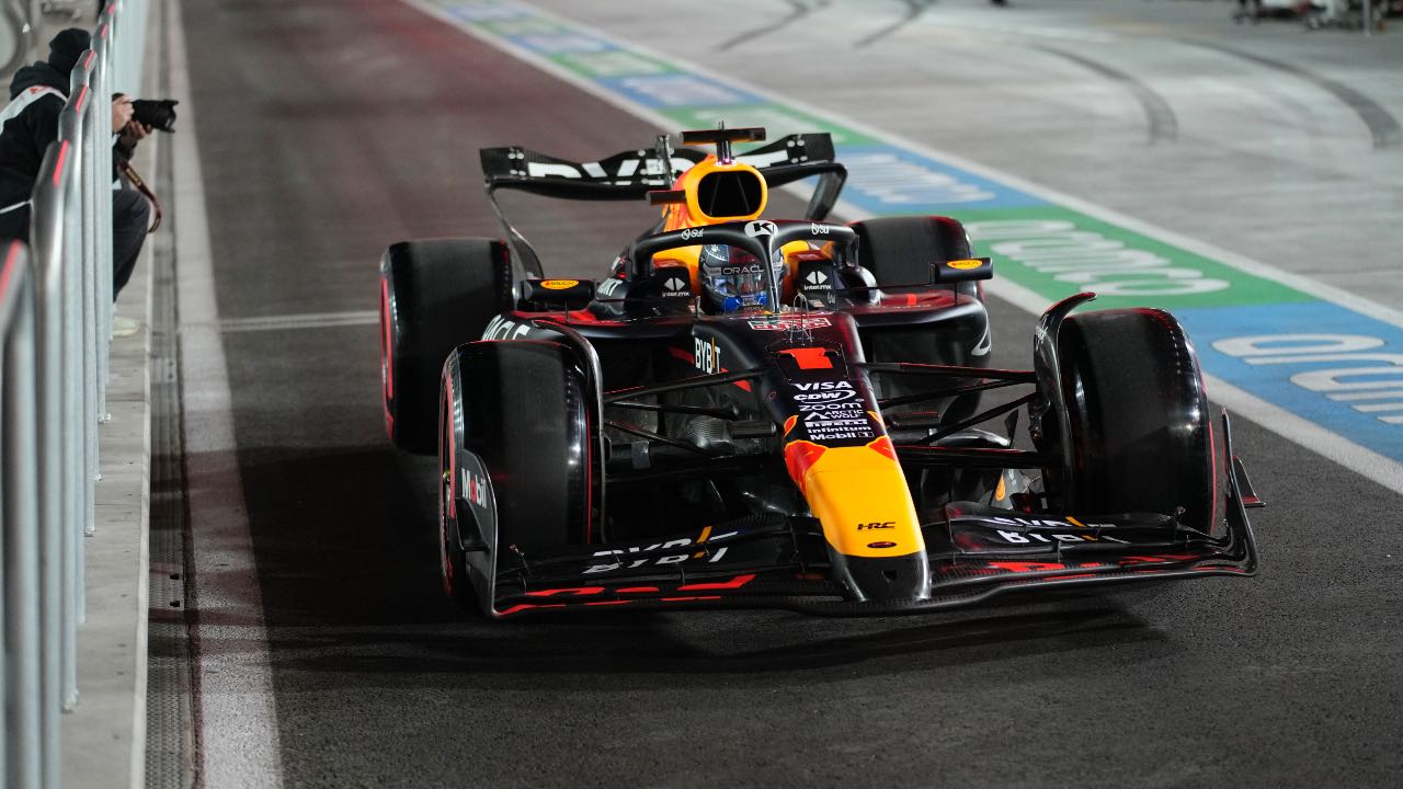Glitz, glamour and a possible Verstappen championship at Las Vegas ...