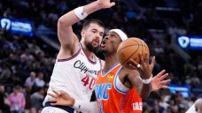 Thunder beat Clippers to keep perfect record