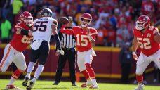 Double-digit deficits barely a speed bump for Mahomes and Chiefs