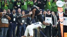 Oregon outlasts Penn State for Big Ten title, first-round bye in playoffs