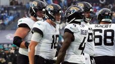 Jaguars score final 10 points, end Titans’ slim playoff hopes with win