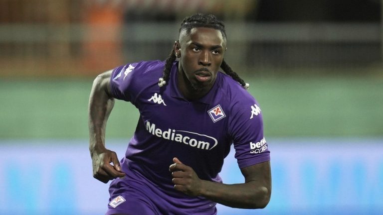 Fiorentina's Moise Kean celebrates after scoring his side's first goal during the Italian Serie A soccer match between Fiorentina and Udinese, Artemio Franchi Stadium in Florence, Italy, Monday Dec. 23, 2024 (Massimo Paolone/LaPresse/AP)