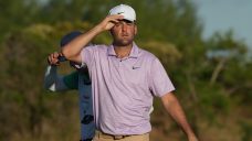 Scheffler plays bogey-free second round to take lead in Bahamas
