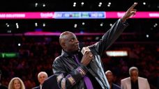 Lakers retire Michael Cooper’s No. 21 on emotional night for Pasadena Hall of Famer
