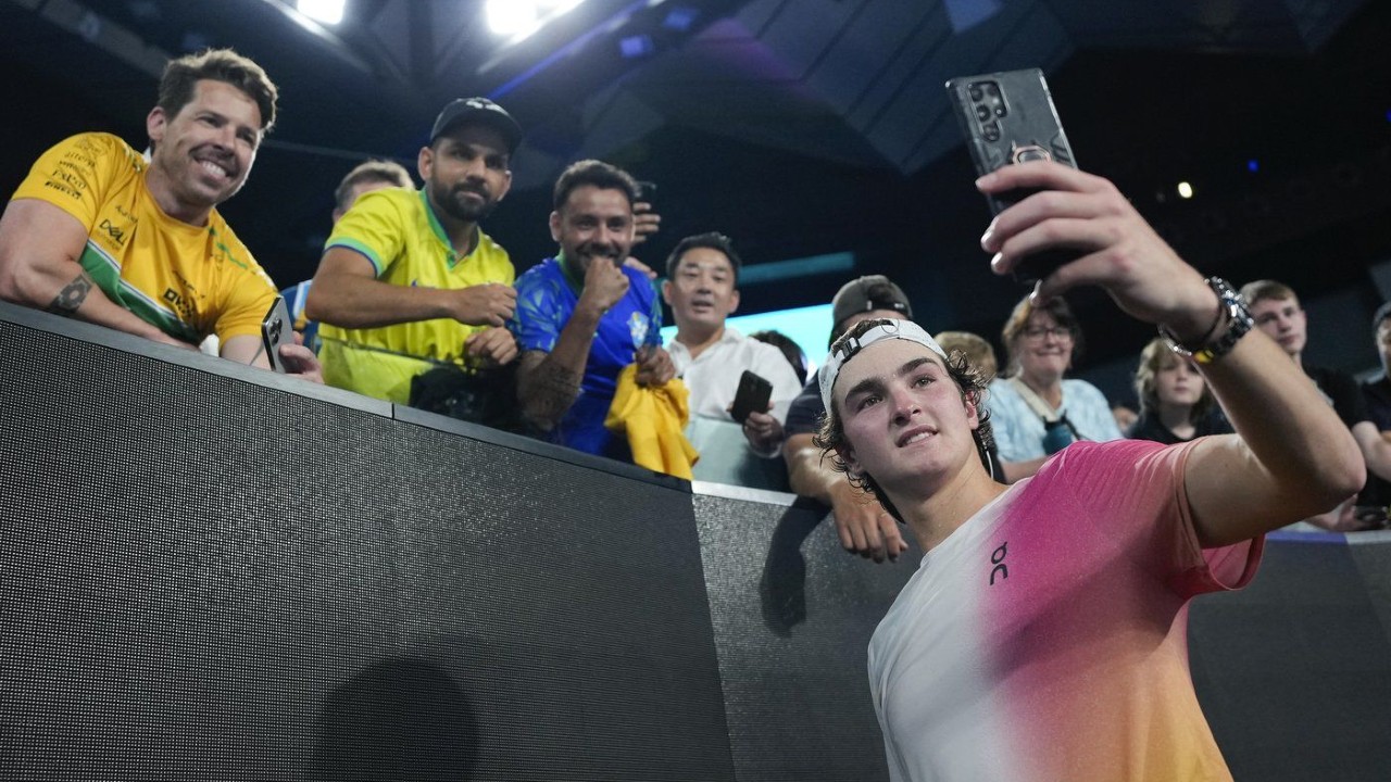 ブラジルのジョアン・フォンセカ（18歳）が全豪オープンで第9シードを破る