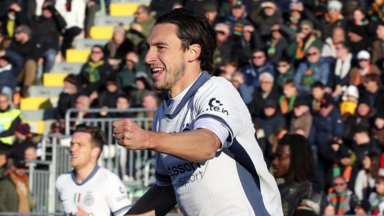 Inter Milan's Matteo Darmian celebrates scoring during the Serie A soccer match between Venezia and Inter at the Pier Luigi Penzo Stadium, Venice, Italy, Sunday Jan. 12, 2025. (Paola Garbuio/LaPresse via AP)