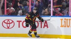 Hughes scores twice, Canucks snap Capitals’ win streak