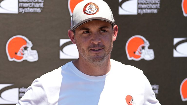 Browns name Tommy Rees as new offensive coordinator - Sportsnet.ca