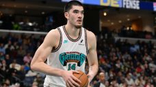 Canadian Zach Edey suffers nose injury against Spurs