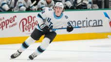 Report: Mammoth’s Logan Cooley suffers quad contusion