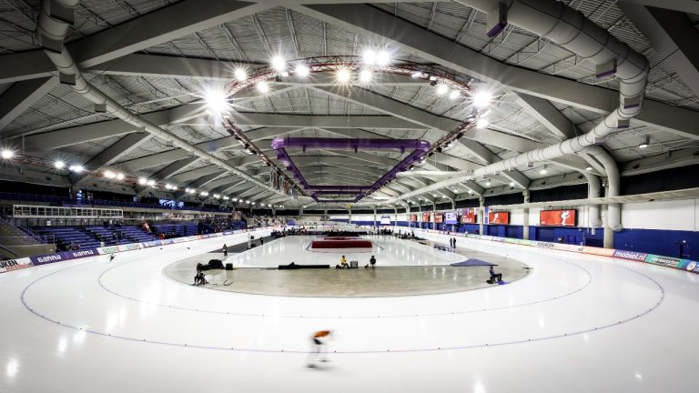 A skater races around the track at the Olympic Oval during ISU World Cup speed skating competition in Calgary, Alta., Friday, Dec. 16, 2022. (Jeff McIntosh/THE CANADIAN PRESS)