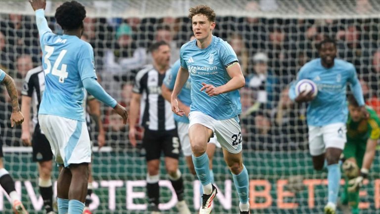 Nottingham Forest's Ryan Yates, center, after scoring during the English Premier League match between Newcastle United and Nottingham Forest, Sunday, Feb. 23, 2025. (Owen Humphreys/PA via AP)