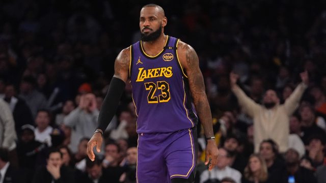 LeBron-James-640x360.jpg