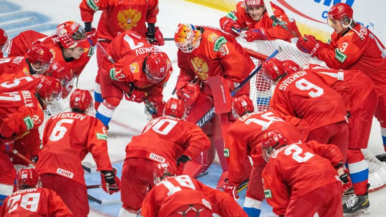 The IIHF announced Tuesday that it "believes it is not yet safe to reintegrate" Russia and Belarus for the upcoming year of tournaments. (Jonathan Hayward/CP)