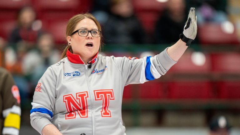 Northwest Territories Kerry Galusha calls a shot in Scotties Tournament of Hearts curling action against Manitoba's Kate Cameron in Thunder Bay, Ont. on Saturday, February 15, 2025. (Frank Gunn/CP)