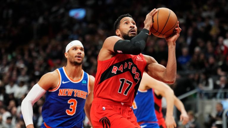Toronto Raptors forward Garrett Temple (17) drives as New York Knicks guard Josh Hart (3) looks on during first half NBA basketball action in Toronto on Wednesday, March 27, 2024. (Frank Gunn/THE CANADIAN PRESS)