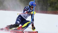 Shiffrin keeps streak going with come-from-behind win in World Cup