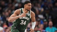 Bucks’ Antetokounmpo available vs. Knicks after missing game with foot sprain