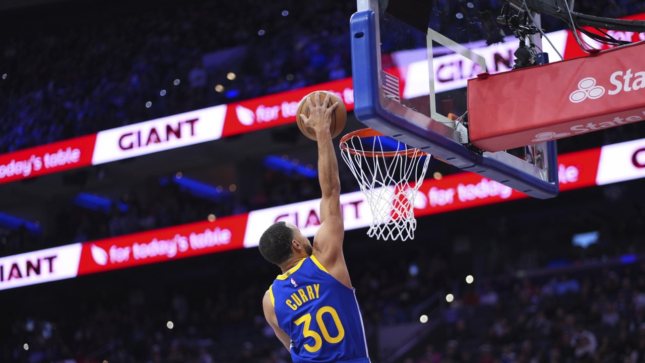 Curry retiring from the slam dunk after throwing down first jam in six ...