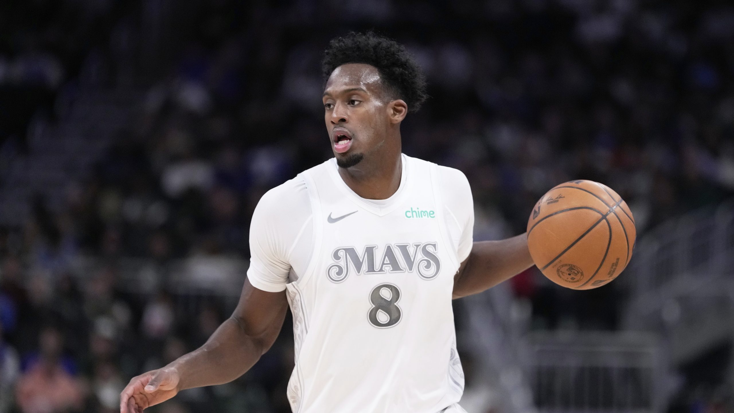 Report: Canadian Mavs forward Prosper likely out for season with