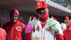 Reds’ De La Cruz’s has 4 hits, career-high 7 RBIs with torpedo bat in win over Rangers