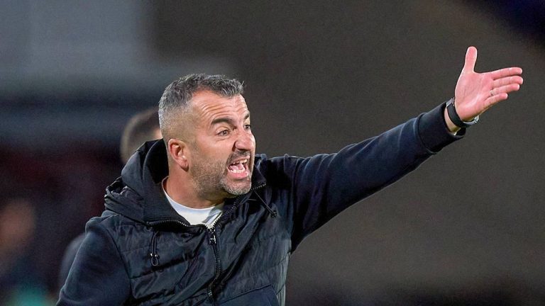 Las Palmas' head coach Diego Martinez reacts during a Spanish La Liga soccer match. (Gabriel Jimenez/AP)