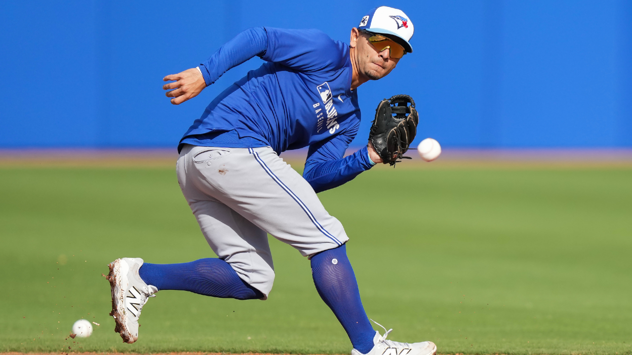 What makes Blue Jays' Andres Gimenez a premier defender - Sportsnet.ca