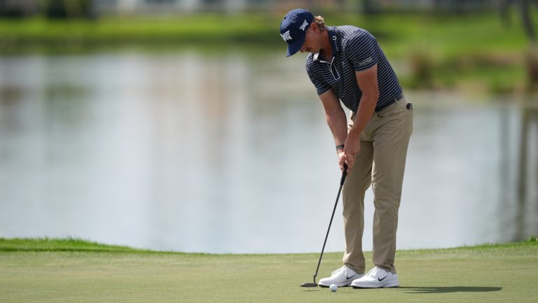 Jake Knapp putts on the 18th hole on his way to finishing with a 59 in his first round at the Cognizant Classic golf tournament, Thursday, Feb. 27, 2025, in Palm Beach Gardens, Fla. (Rebecca Blackwell/AP)