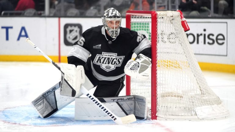 Los Angeles Kings goaltender Darcy Kuemper (35) guards his net during the first period of an NHL hockey game against the Nashville Predators Saturday, March 15, 2025, in Los Angeles. (Jae C. Hong/AP)