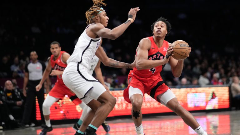 Raptors Nets Basketball
Toronto Raptors guard Scottie Barnes (4) drives to the basket against Brooklyn Nets forward Noah Clowney (21) during the first half of an NBA basketball game, Wednesday, March 26, 2025, in New York. (Eduardo Munoz Alvarez/AP)
