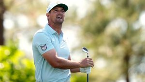 Bryson DeChambeau watches his tee shot on the fourth hole during the second round at the Masters tournament, Friday, April 11, 2025, in Augusta, Ga. (AP/Julia Demaree Nikhinson)