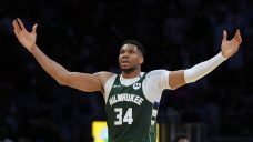 Bucks scratch Giannis Antetokounmpo against the Pelicans