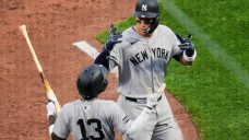 Judge continues historic start, powers Yankees past Pirates