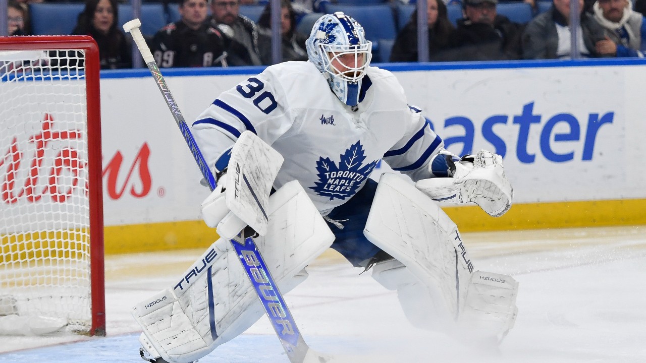 https://www.sportsnet.ca/wp-content/uploads/2025/05/Toronto-Maple-Leafs-goalie-Matt-Murray.jpg