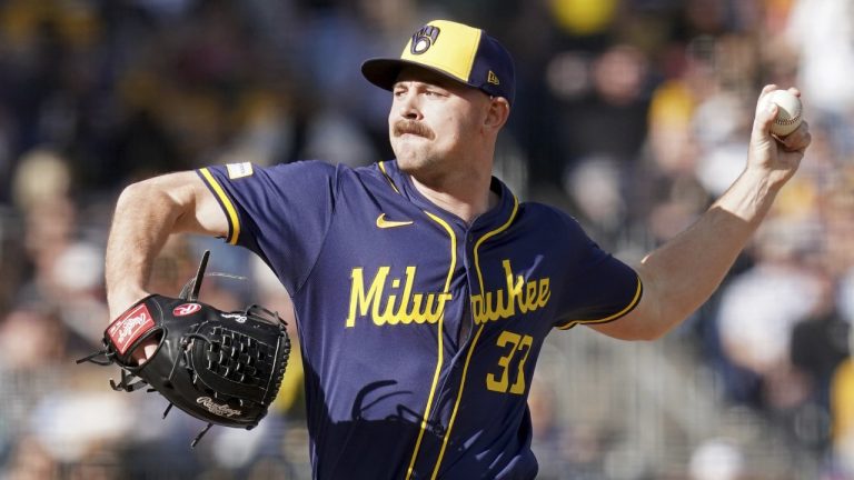 Milwaukee Brewers pitcher Tyler Alexander delivers during the seventh inning of a baseball game against the Pittsburgh Pirates Saturday, May 24, 2025, in Pittsburgh. (AP Photo/Matt Freed)