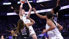 Breanna Stewart scores 23 as Liberty hold off Valkyries