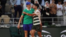 Jannik Sinner replaces Carlos Alcaraz at No. 1, but year-ending top spot still uncertain