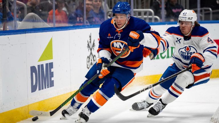 Tony DeAngelo brings the puck around the goal during the first period of an NHL hockey game, Friday, March 14, 2025, in Elmont, N.Y. (Angelina Katsanis/AP)