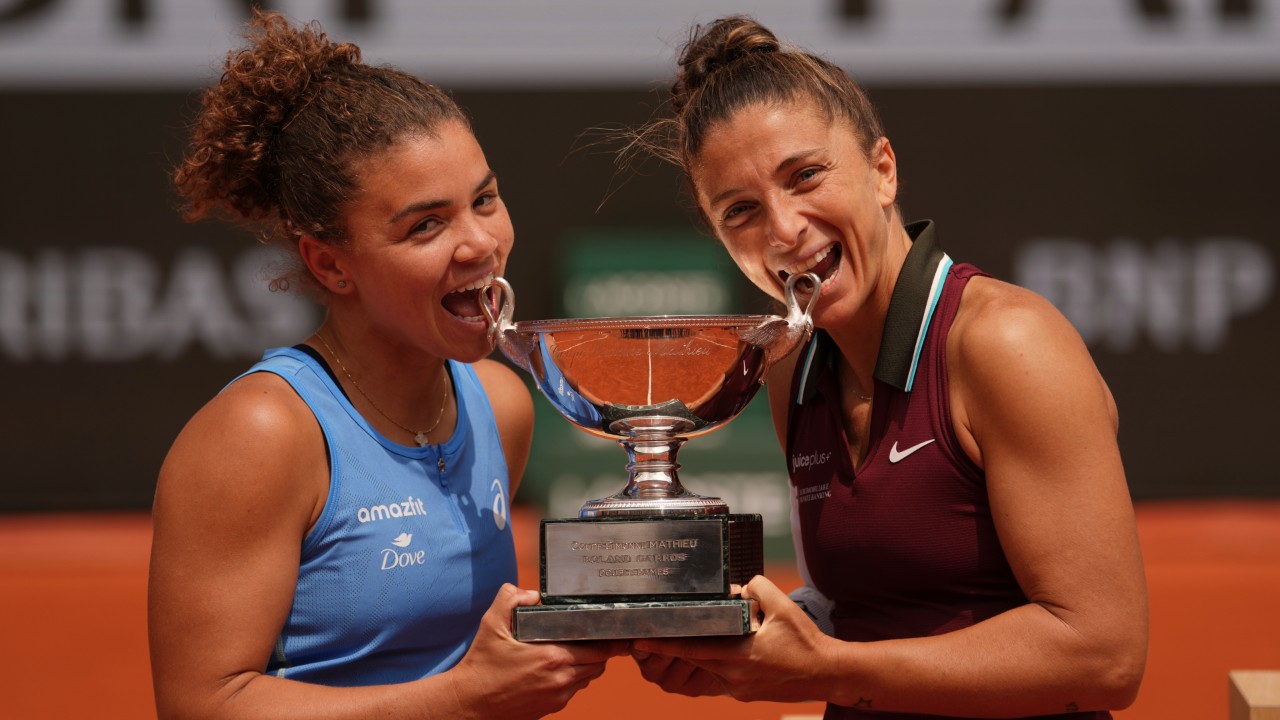 イタリアのデュオエラニとパオリーニがフランスのオープンウィメンズダブルスファイナルに勝つ