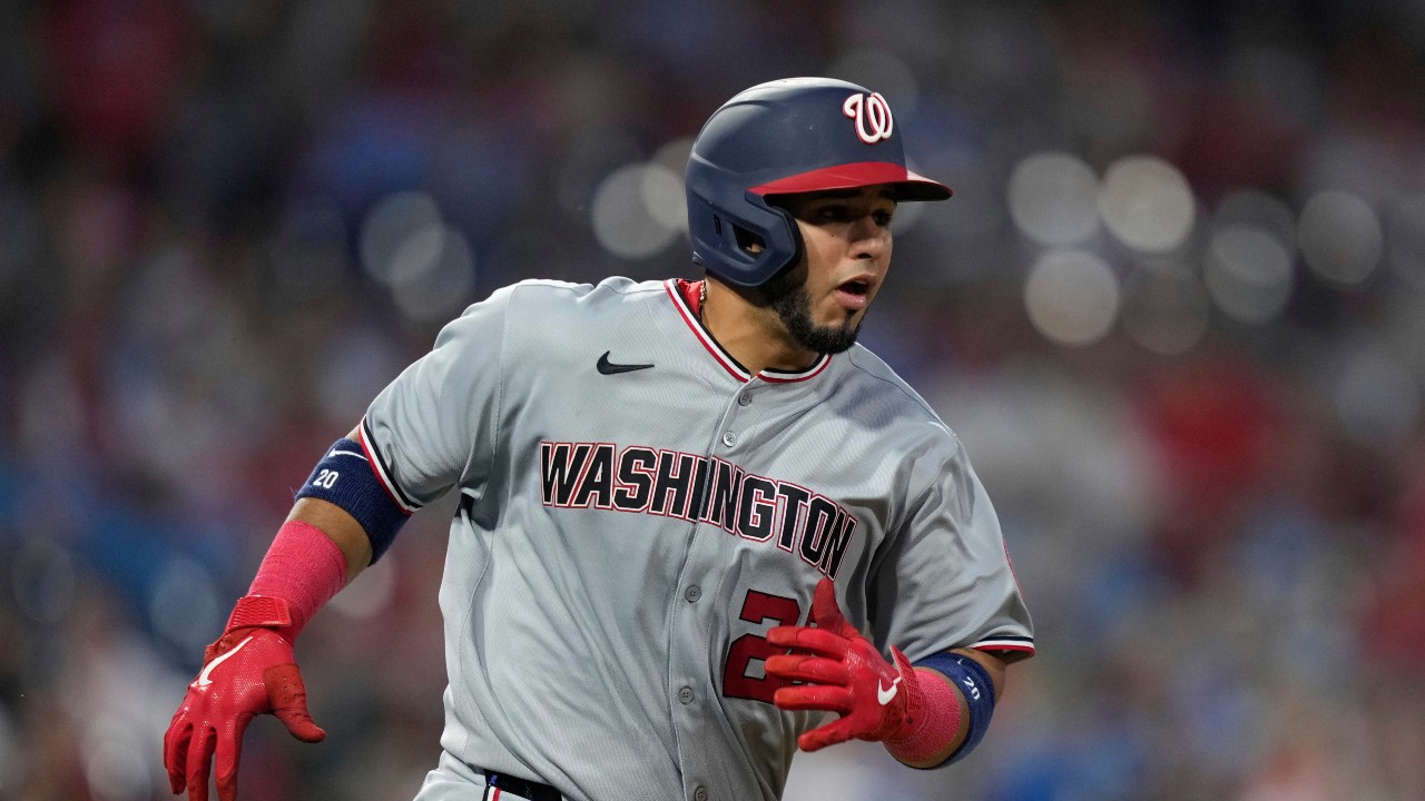 Nationals' Keibert Ruiz exits game after getting hit on head by