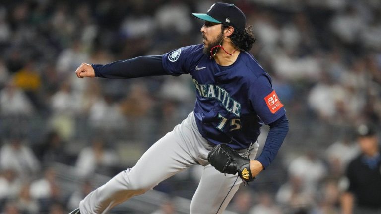 Seattle Mariners pitcher Andrés Muñoz (75) throws during the ninth inning of a baseball game against the New York Yankees, Thursday, July 10, 2025, in New York. (Yuki Iwamura/AP)