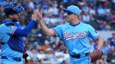 Phillies sign reliever David Robertson to one-year deal