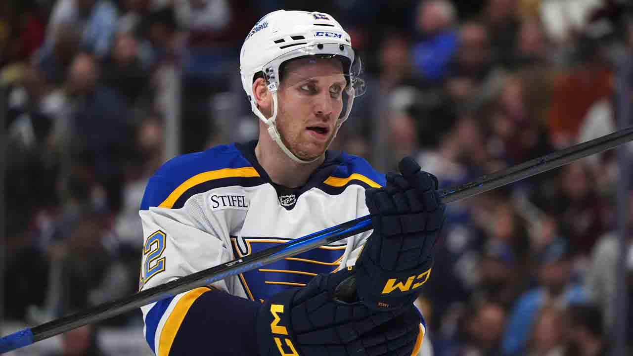 レポート：スターはRadek Faksaに3年間の契約を結びます
