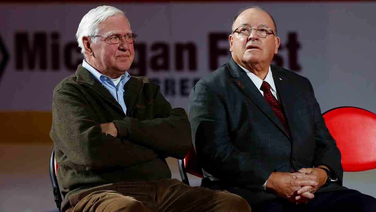 Red Wings legend, Hockey Hall of Famer Alex Delvecchio dies at 93